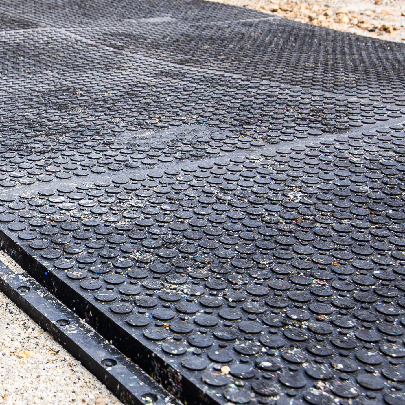 Compressed by jpeg-recompress