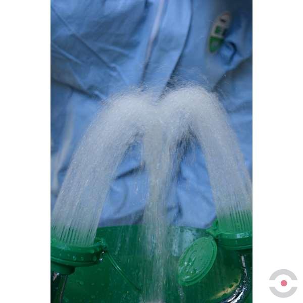 top24-oczomyjka-urzadzenie-laczone-myjka