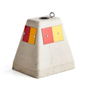 Mała bariera betonowa z otworem na słupek, szary